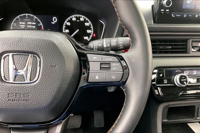 Certified 2025 Honda Pilot TrailSport image 24