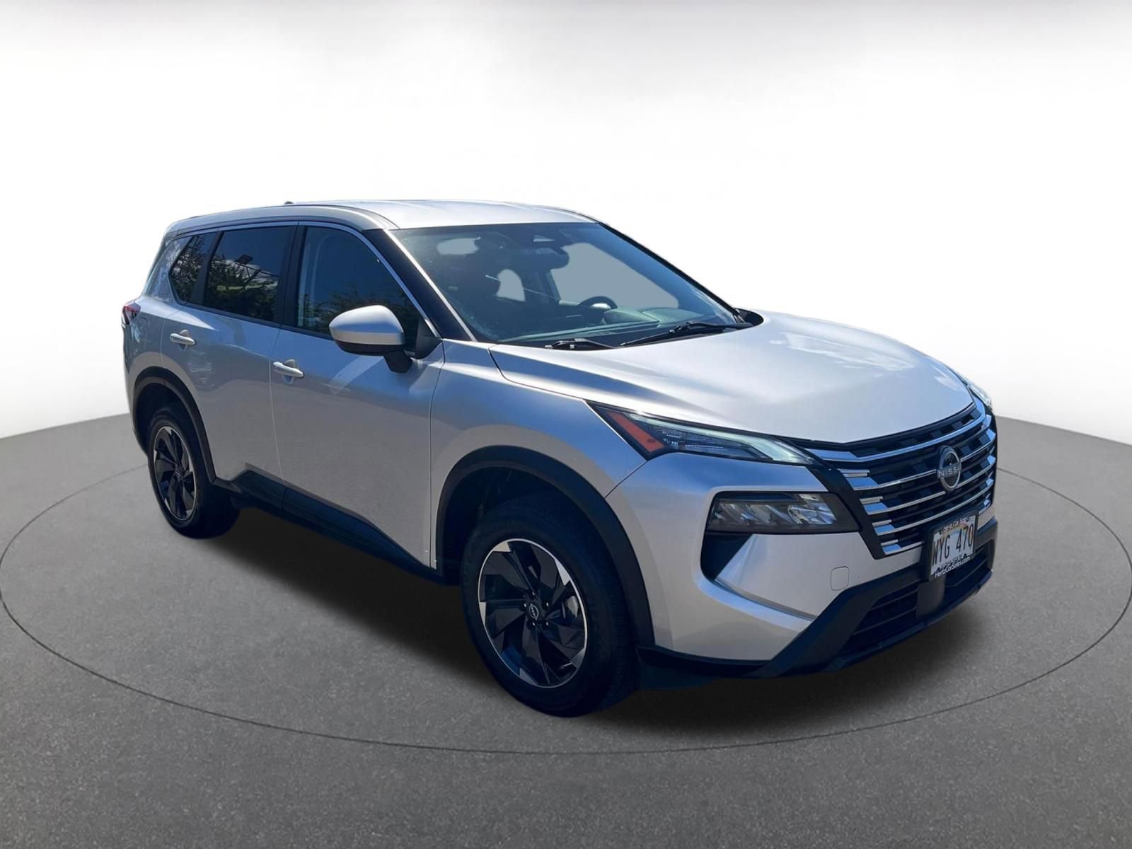 Used 2024 Nissan Rogue SV image 1