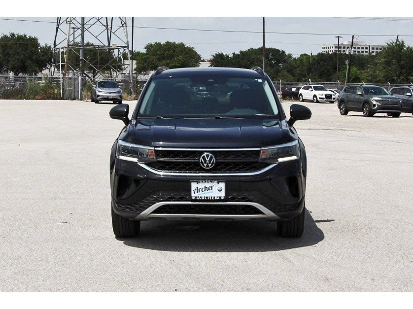 Certified 2024 Volkswagen Taos S AWD/4WD image 8