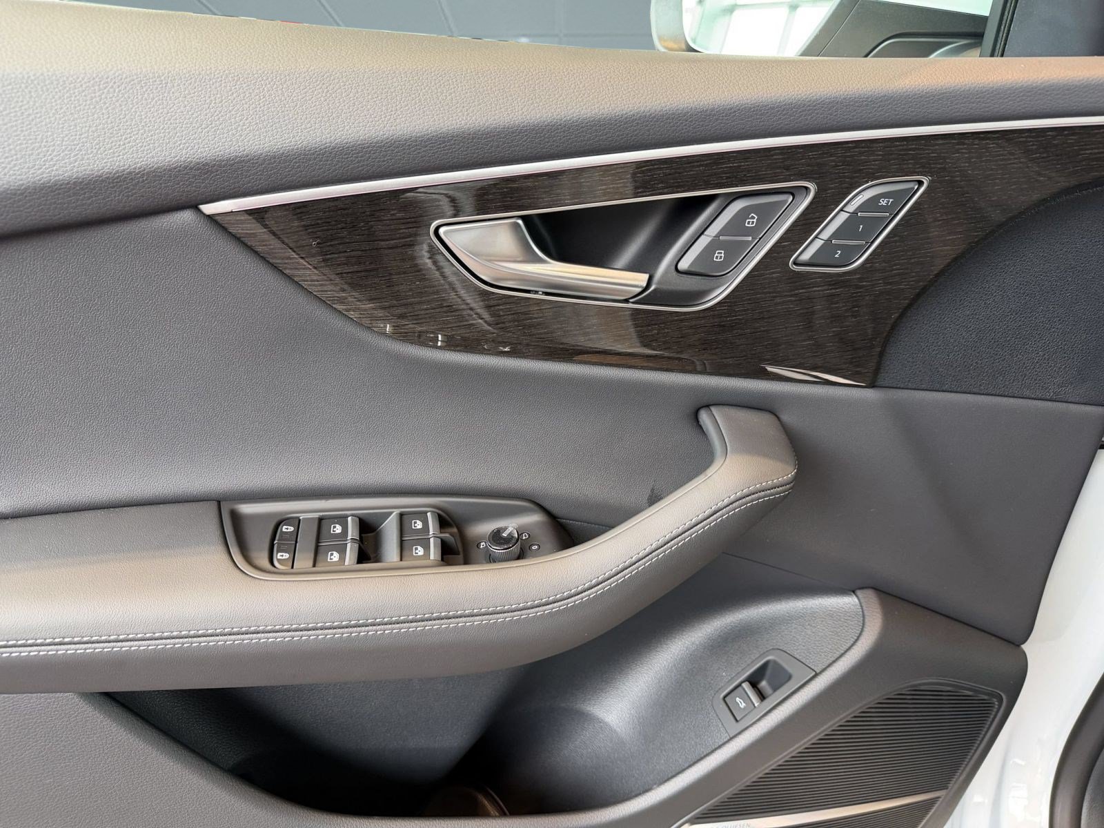New 2027 Audi Q8 Premium Plus AWD/4WD image 13