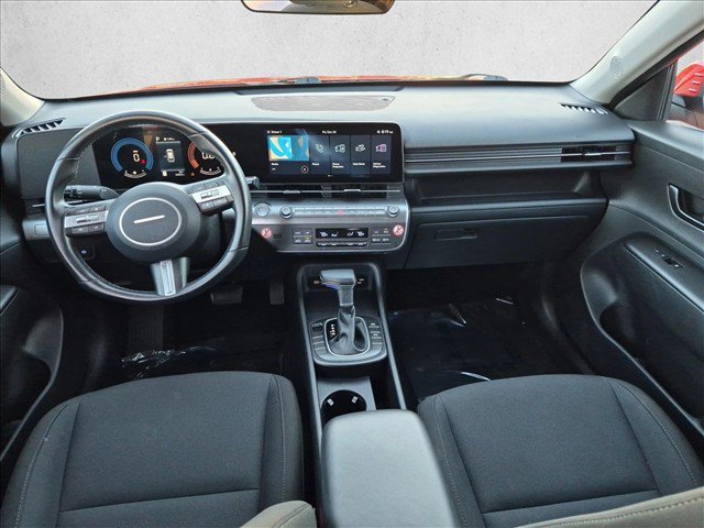 Used 2025 Hyundai Kona SEL FWD image 16