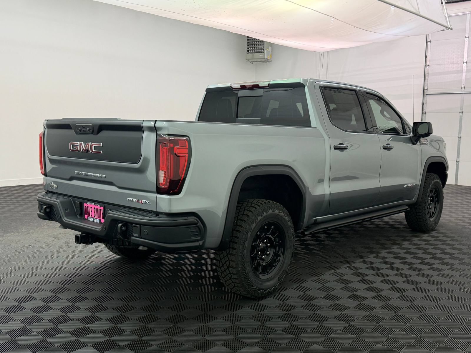 New 2026 GMC Sierra 1500 AT4X w/ AT4X AEV Edition AWD/4WD image 8