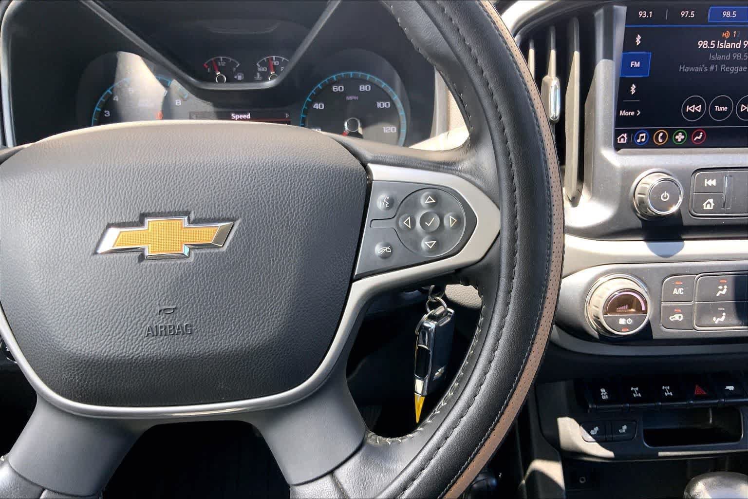 Used 2022 Chevrolet Colorado ZR2 w/ ZR2 Dusk Special Edition AWD/4WD image 25
