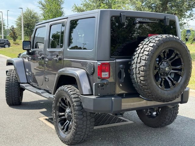 Used 2017 Jeep Wrangler Unlimited Sahara w/ Connectivity Group AWD/4WD image 7