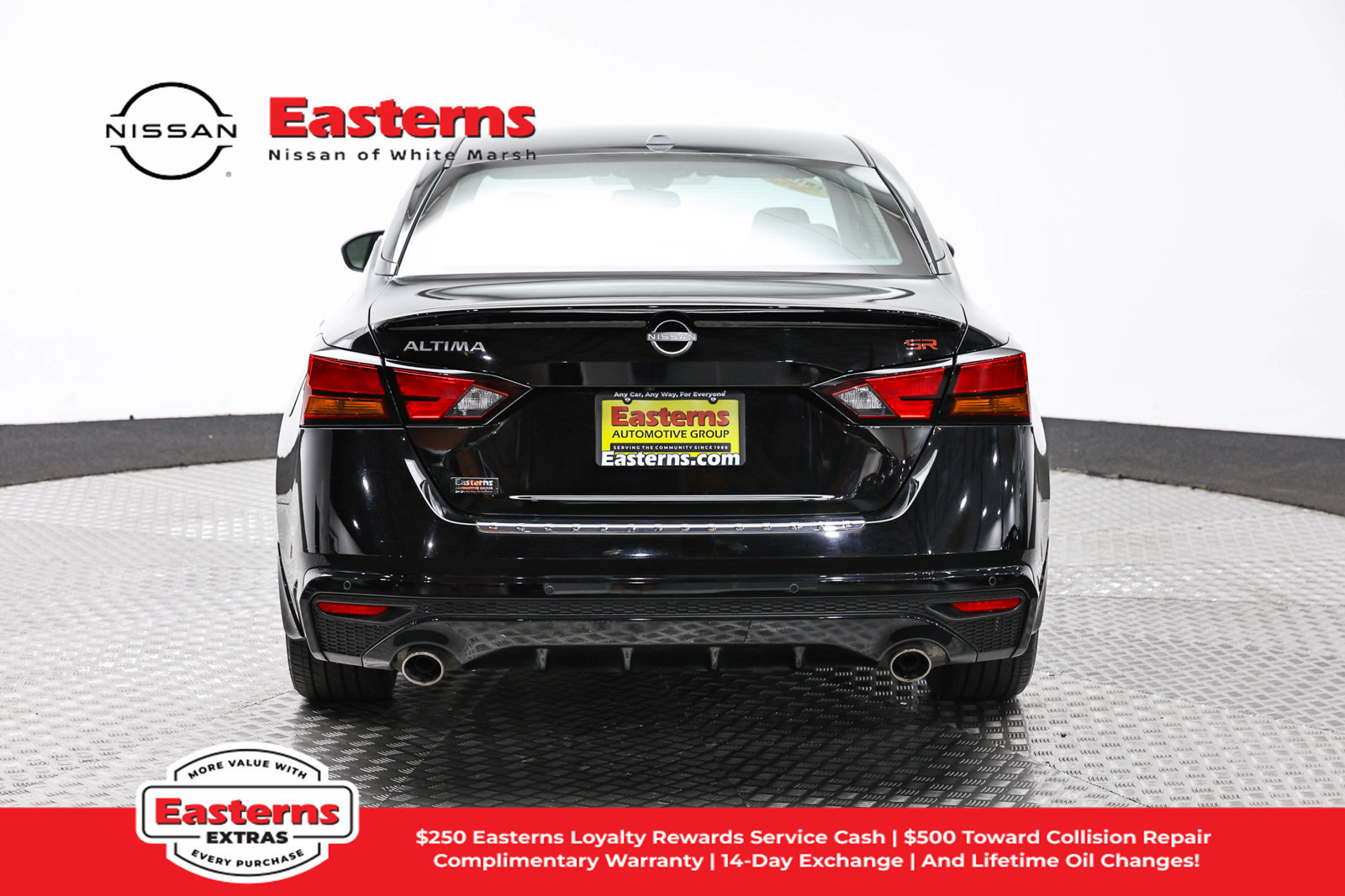 Used 2023 Nissan Altima 2.5 SR FWD image 6