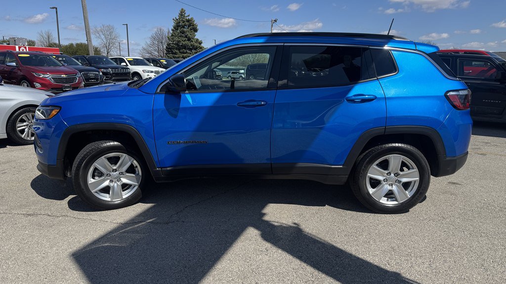 Used 2022 Jeep Compass Latitude AWD/4WD image 5