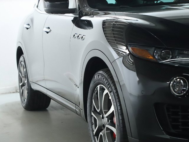 Used 2018 Maserati Levante S GranLusso image 8