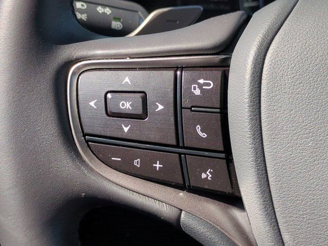 Used 2025 Lexus ES 350 w/ Accessory Package (Z2) image 17