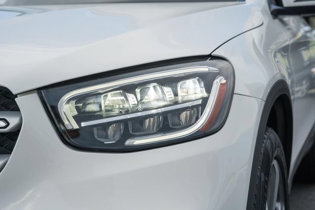 Certified 2022 Mercedes-Benz GLC 300 4MATIC w/ Premium Package Lite image 15
