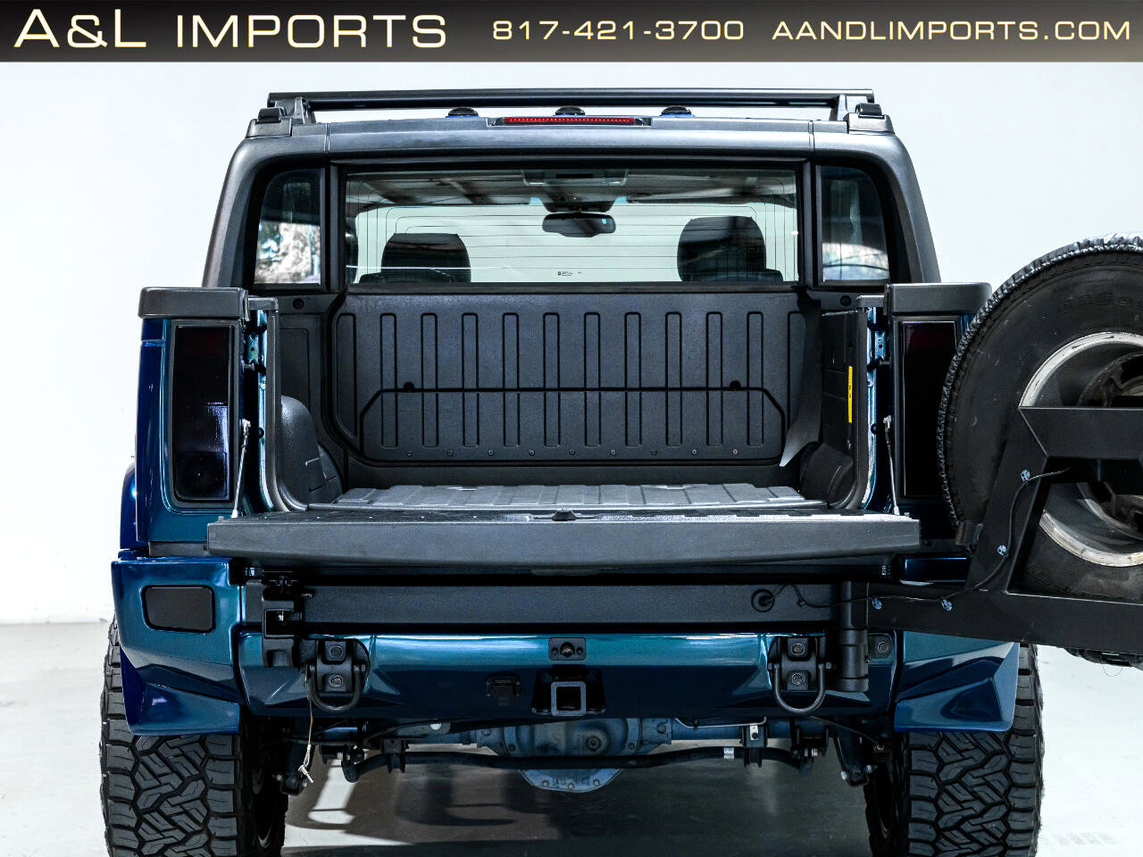 Used 2008 HUMMER H2 SUT w/ Silver Ice Limited Edition image 24