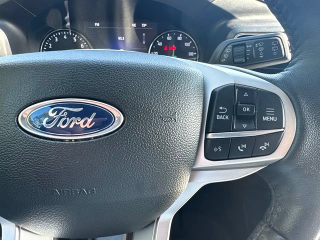 Used 2023 Ford Explorer Limited w/ Equipment Group 301A AWD/4WD image 25