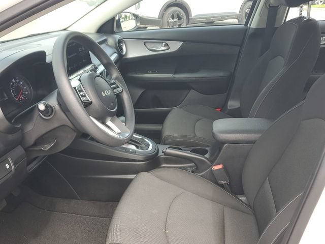 Certified 2024 Kia Forte LXS w/ LXS Technology Package FWD image 15