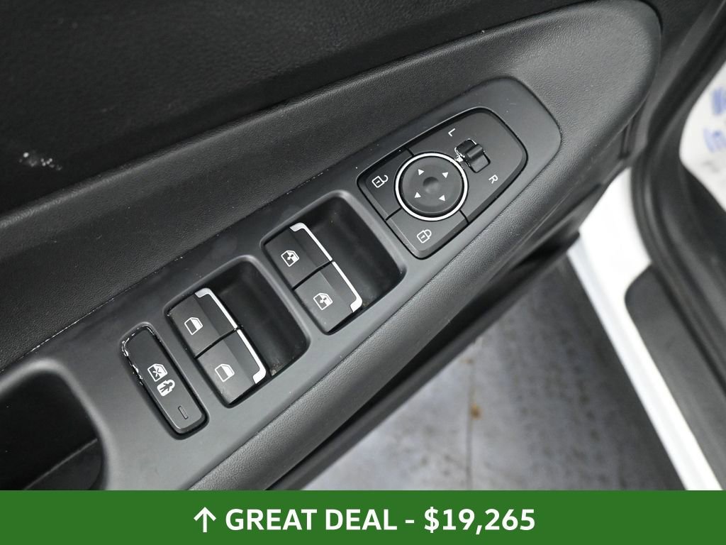 Used 2023 Hyundai Santa Fe SEL image 31