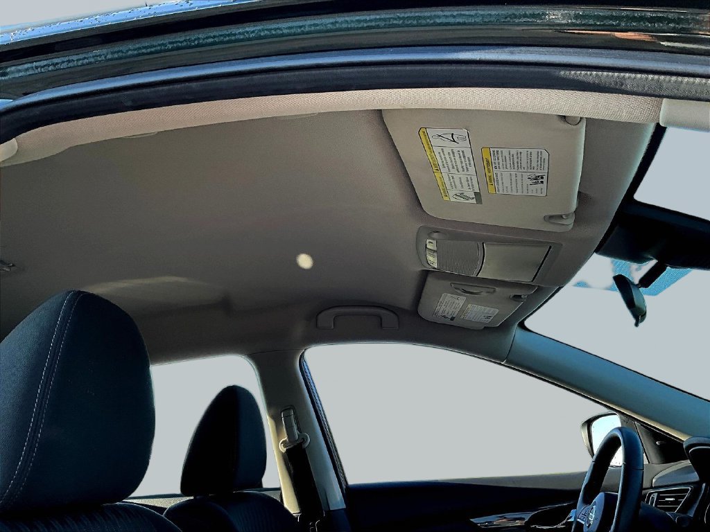 Used 2020 Nissan Rogue SV AWD/4WD image 31