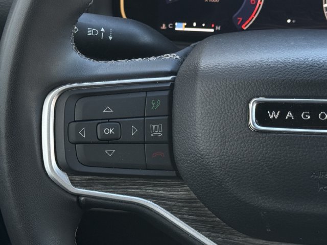 Used 2024 Jeep Wagoneer L Series II AWD/4WD image 14