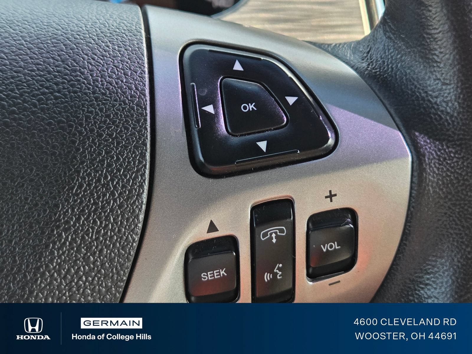 Used 2017 Ford Taurus SEL FWD image 27