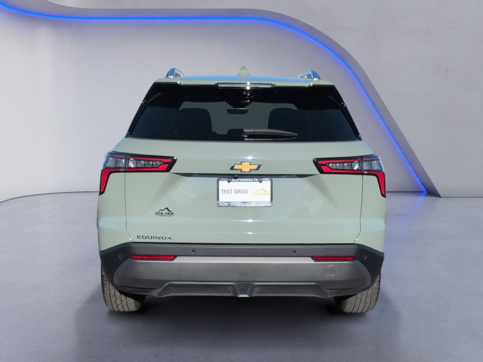 Used 2025 Chevrolet Equinox LT w/ Convenience Package II image 14