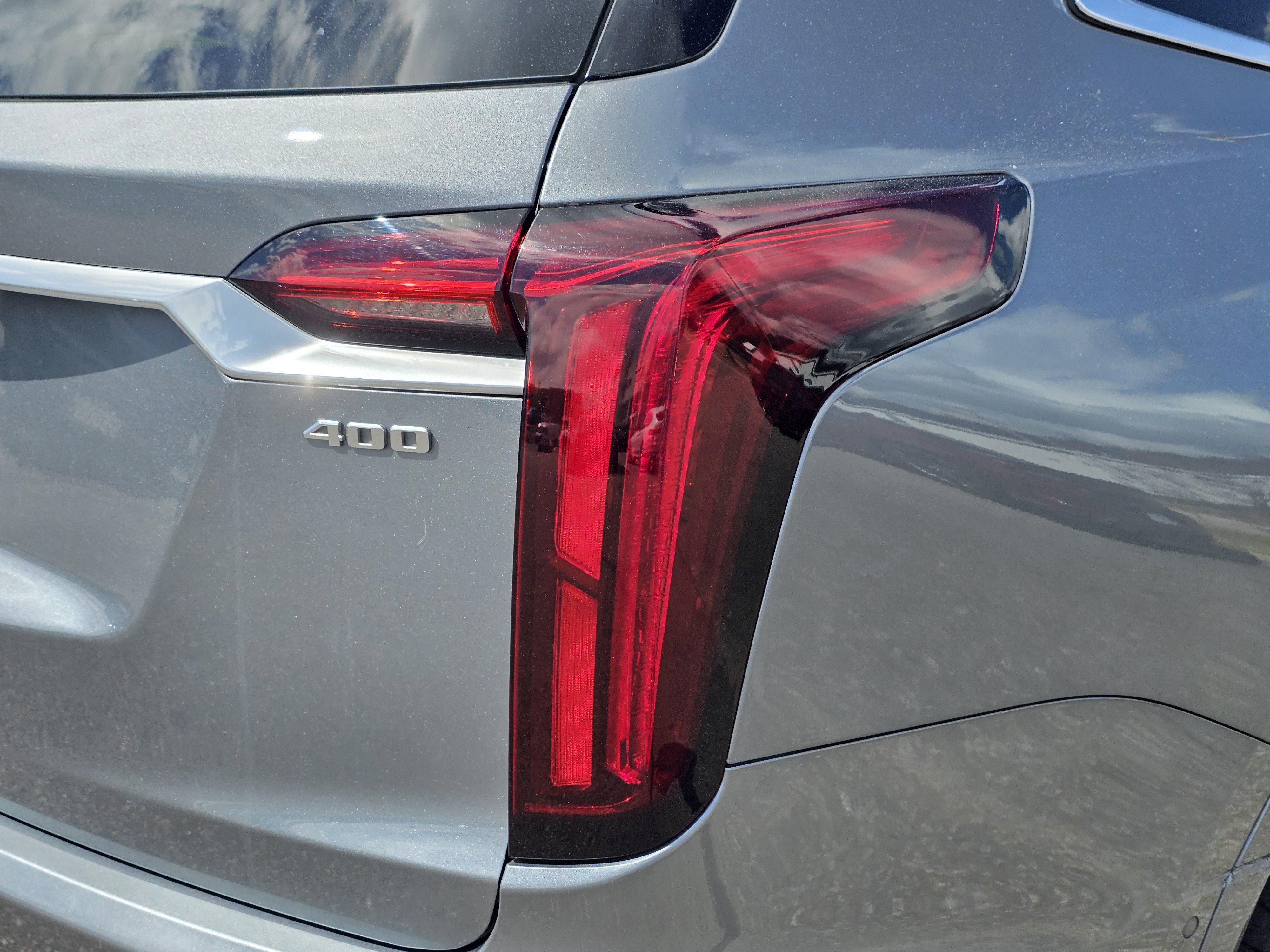 Used 2022 Cadillac XT6 Premium Luxury w/ Technology Package image 9