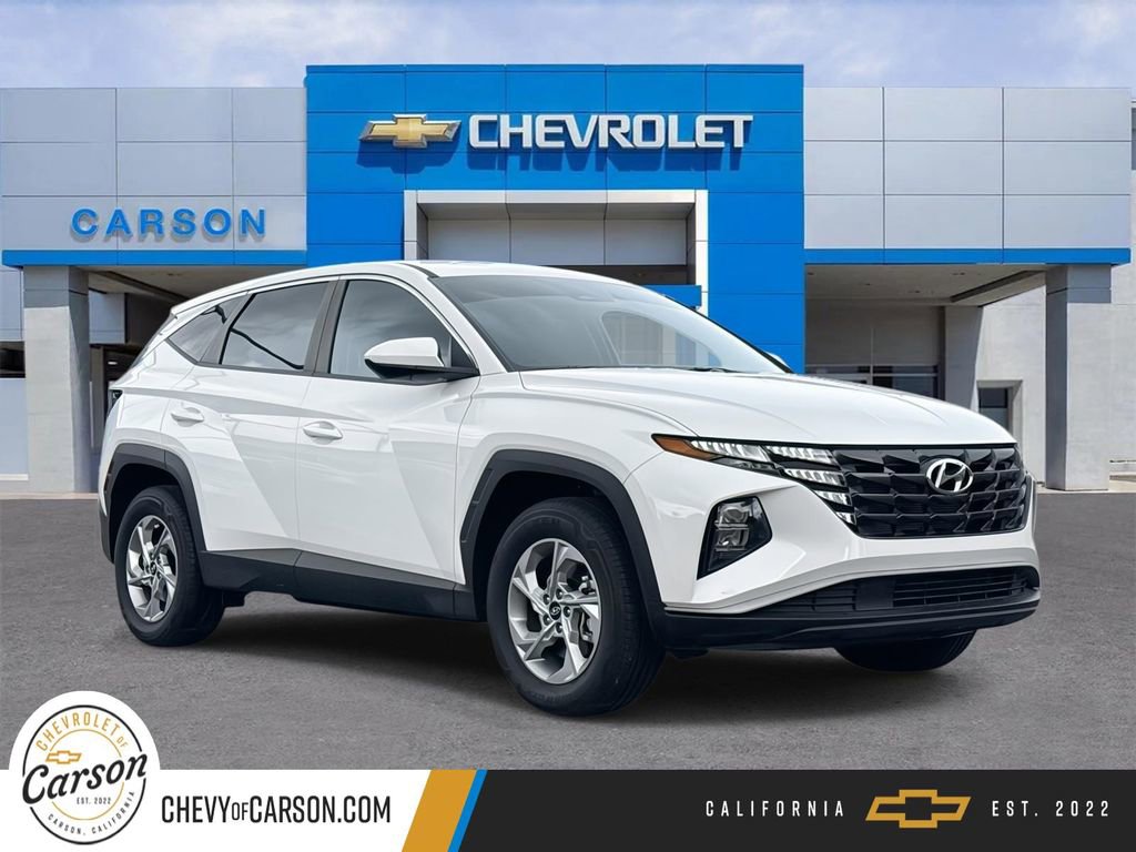 Used 2024 Hyundai Tucson SE image 1