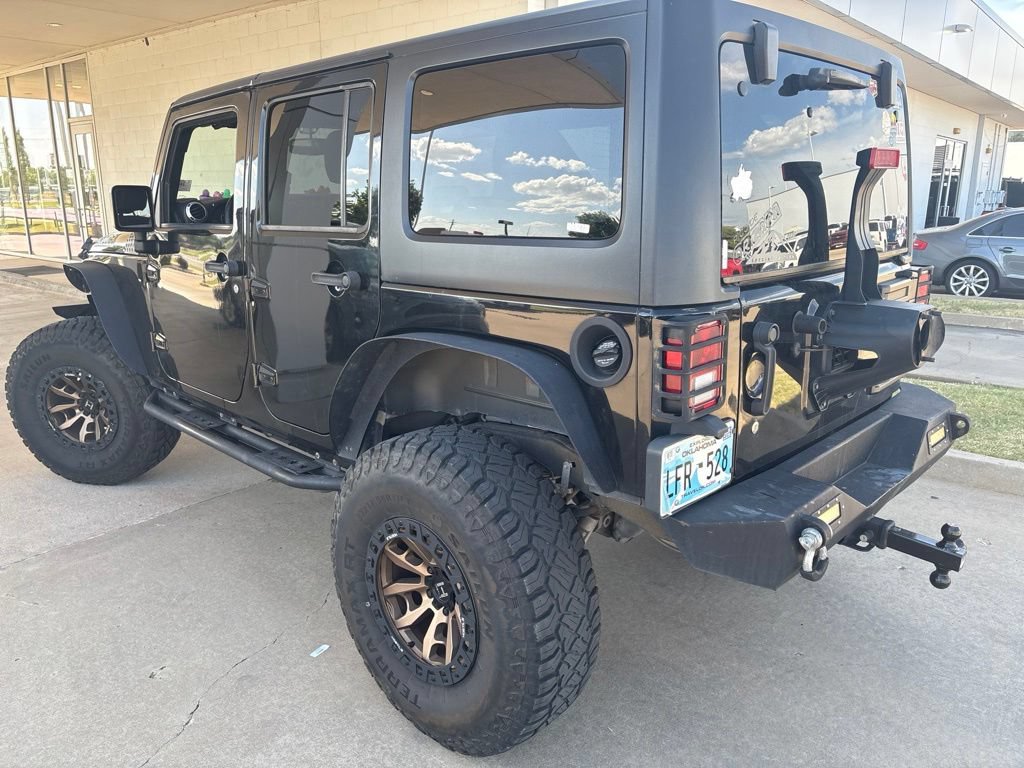 Used 2018 Jeep Wrangler Unlimited Sahara w/ Max Tow Package AWD/4WD image 8