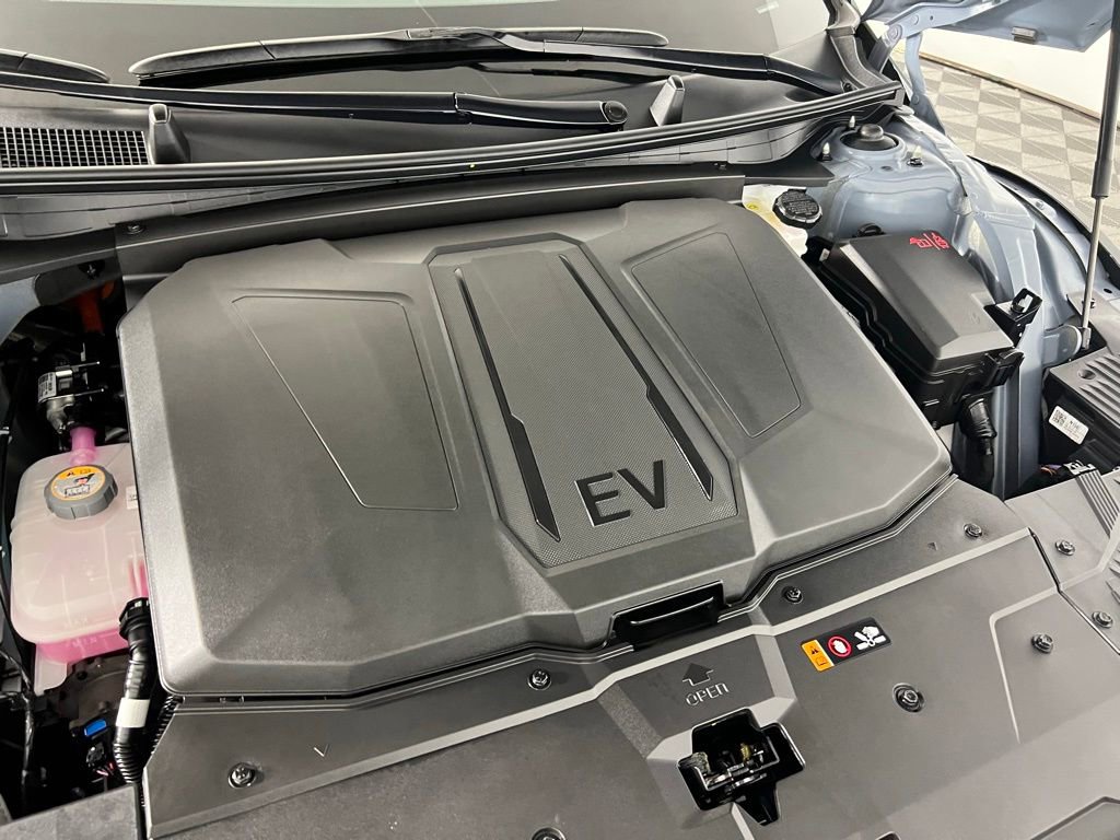 Used 2025 Hyundai Ioniq 5 SEL image 34