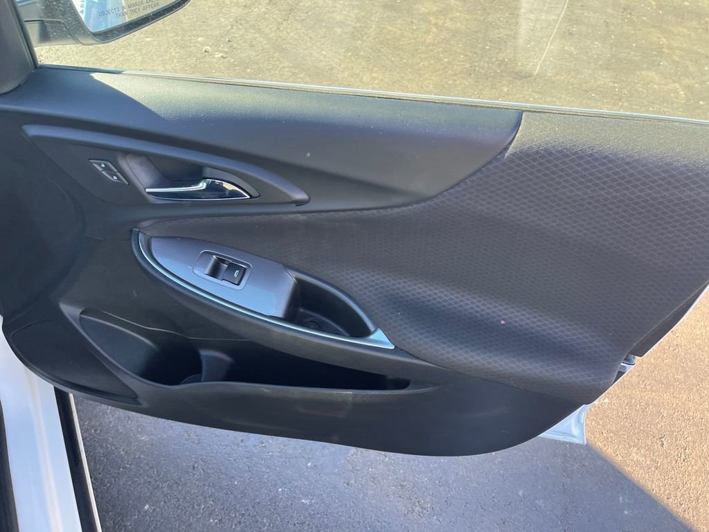 Used 2020 Chevrolet Malibu LT image 27