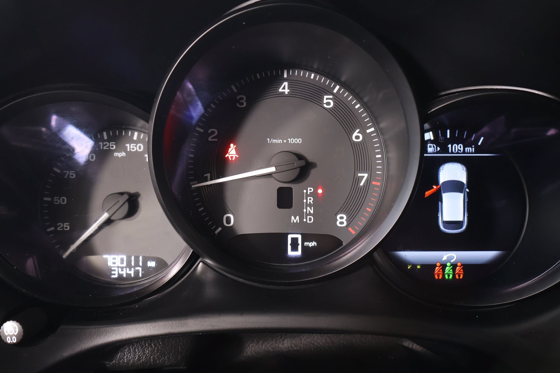Used 2022 Porsche Macan AWD/4WD image 4