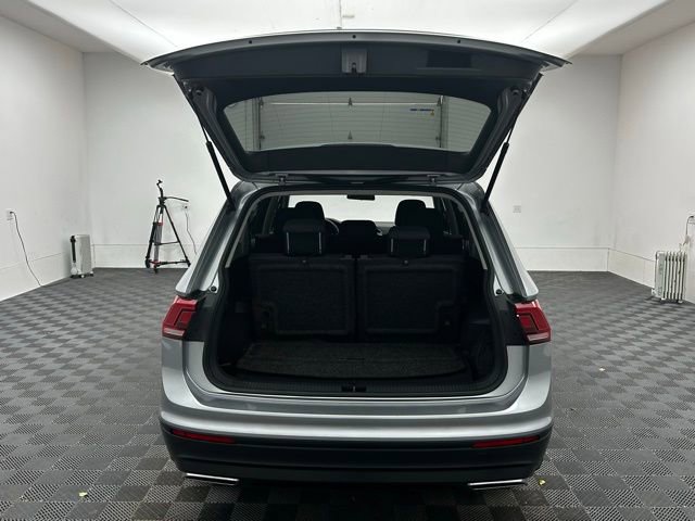Used 2020 Volkswagen Tiguan S image 8