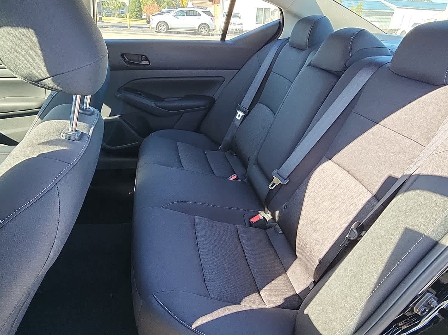 Used 2025 Nissan Altima 2.5 S FWD image 7