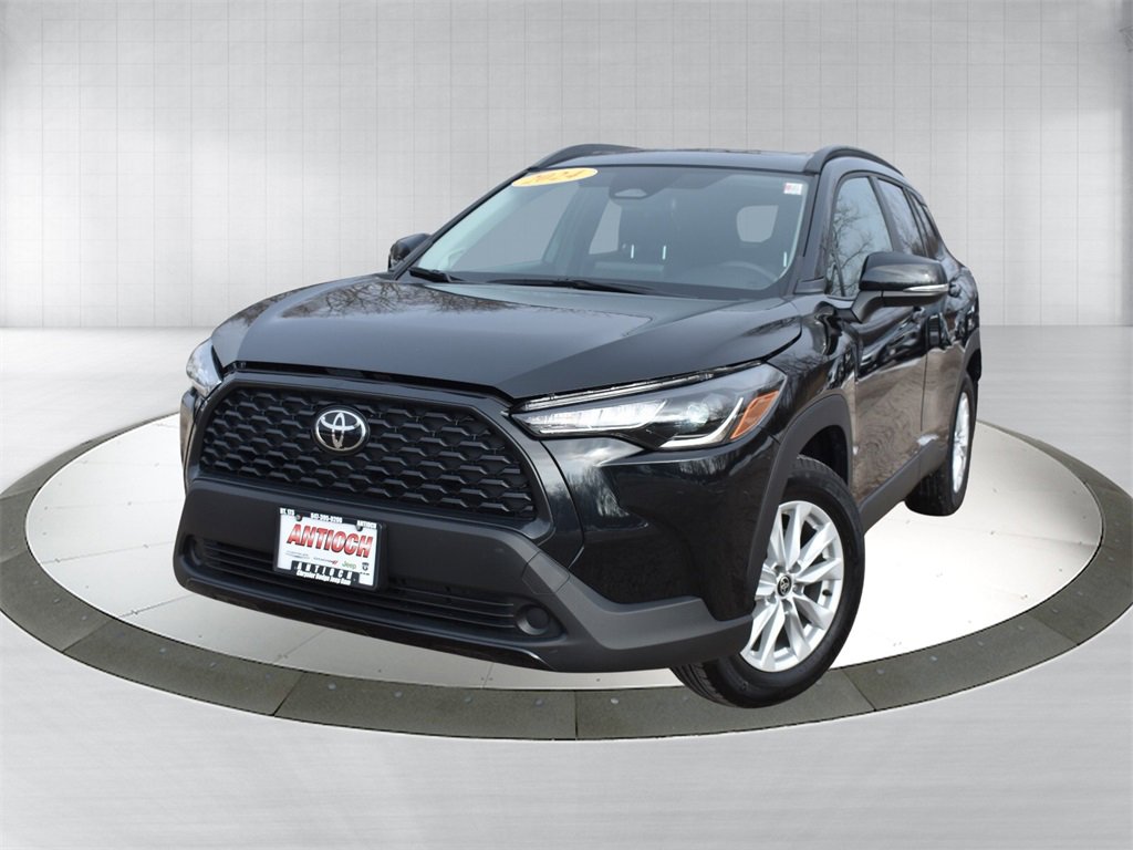 Used 2024 Toyota Corolla Cross LE w/ Moonroof Package