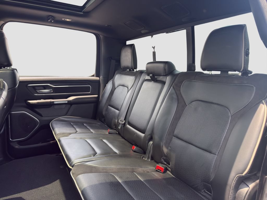 Used 2023 RAM 1500 Laramie AWD/4WD image 13