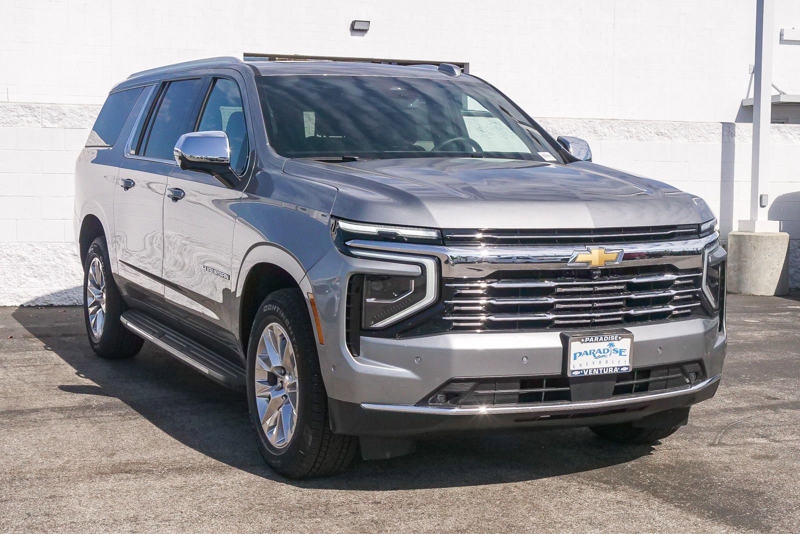 New 2026 Chevrolet Suburban Premier w/ Sun And Tow Package AWD/4WD image 3