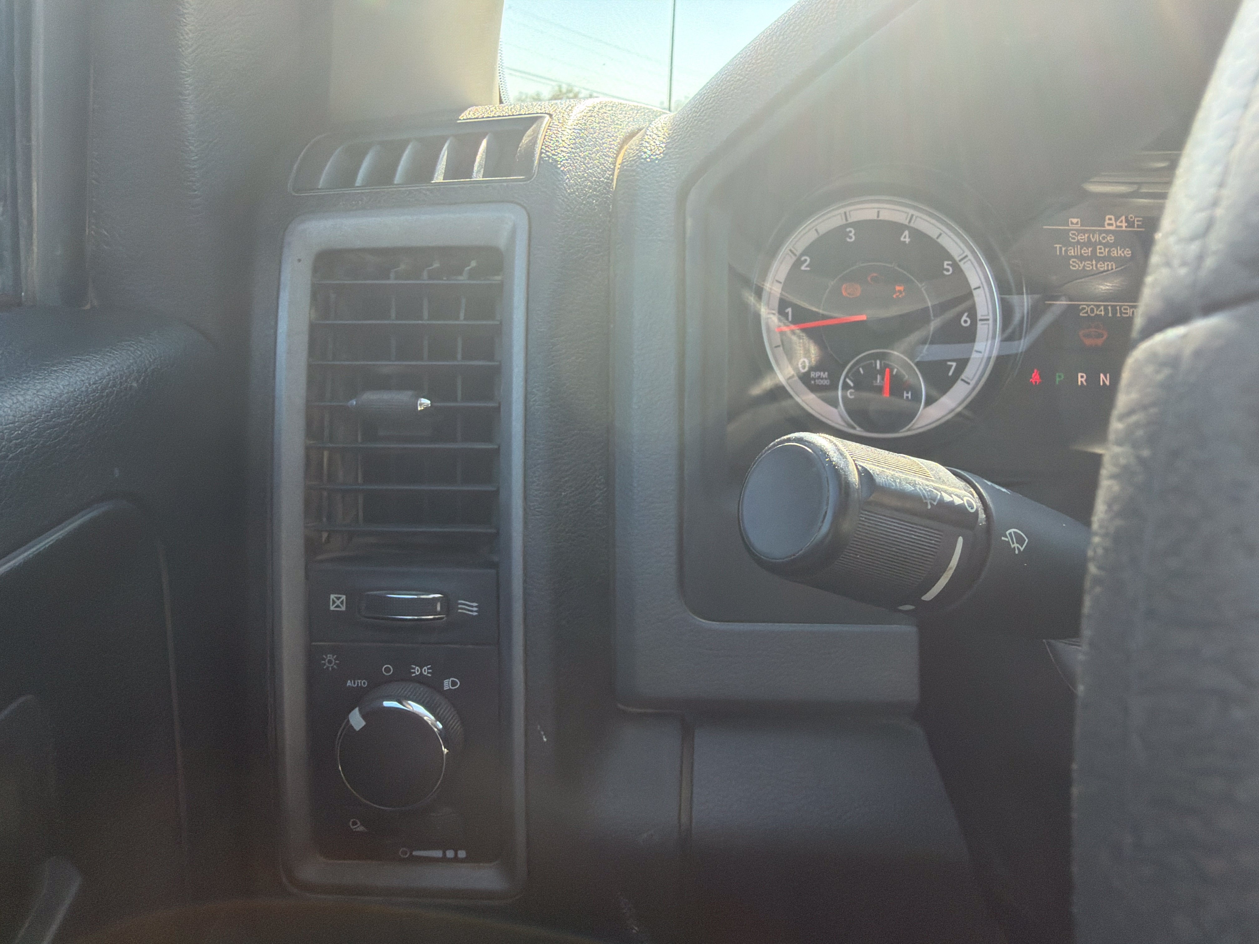 Used 2018 RAM 1500 Tradesman w/ Popular Equipment Group RWD image 16
