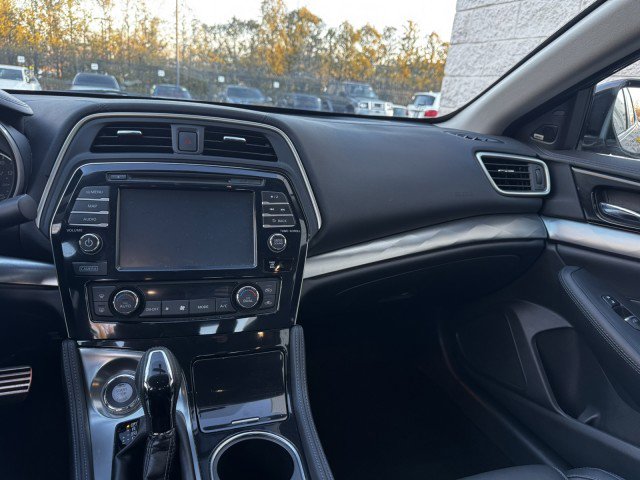 Used 2018 Nissan Maxima SR w/ Midnight Edition image 24
