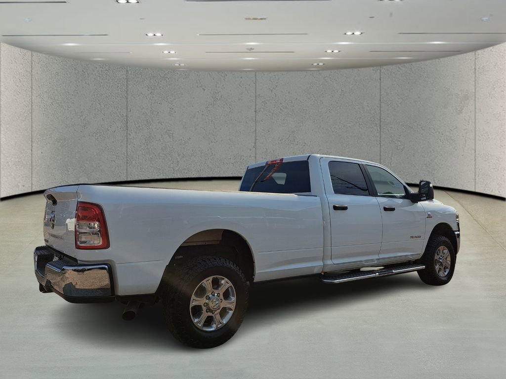 Used 2024 RAM 3500 Big Horn AWD/4WD image 4