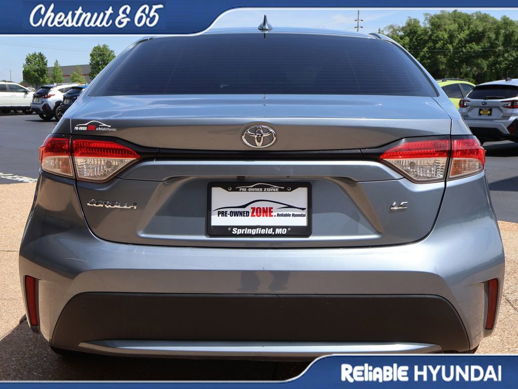 Used 2020 Toyota Corolla LE FWD image 5