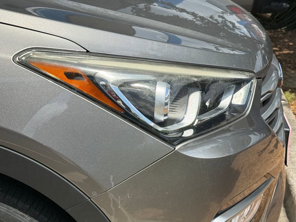 Used 2018 Hyundai Santa Fe Sport w/ 2.4L Value Package 02 FWD image 4