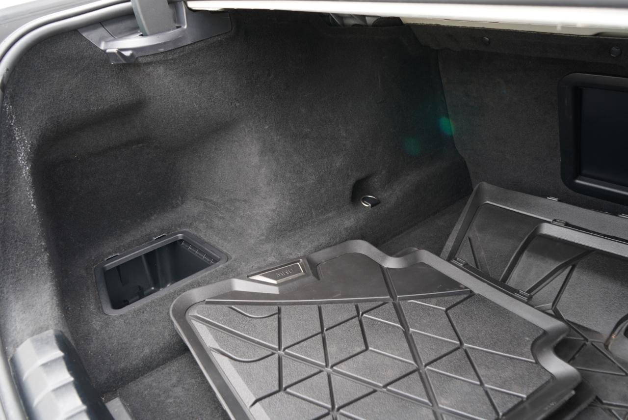 Used 2023 BMW 760i xDrive w/ Executive Package image 55