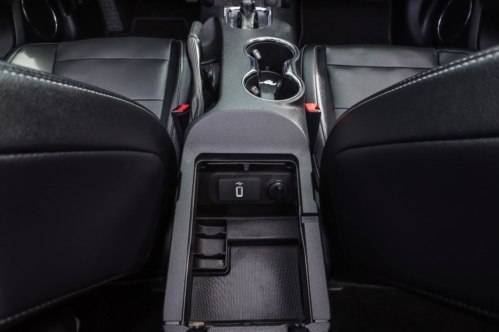 Used 2017 Ford Mustang Premium w/ Equipment Group 201A image 33