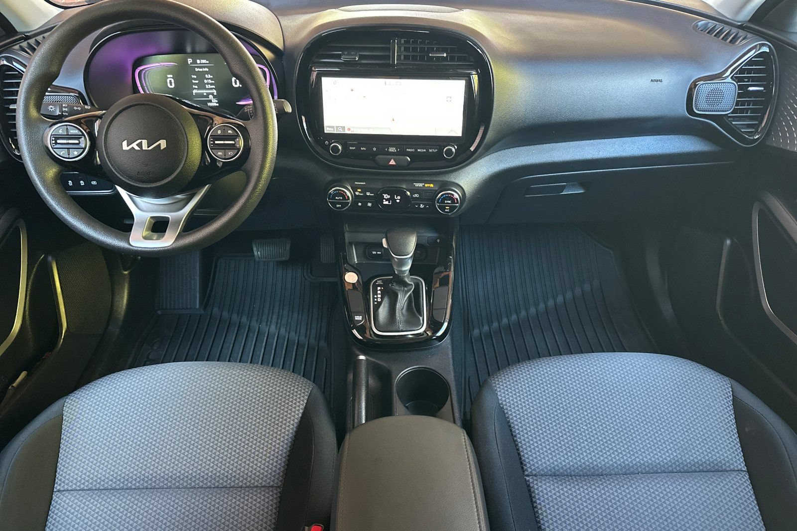 Certified 2025 Kia Soul S FWD image 13