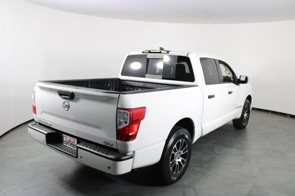 Certified 2023 Nissan Titan SV RWD image 4