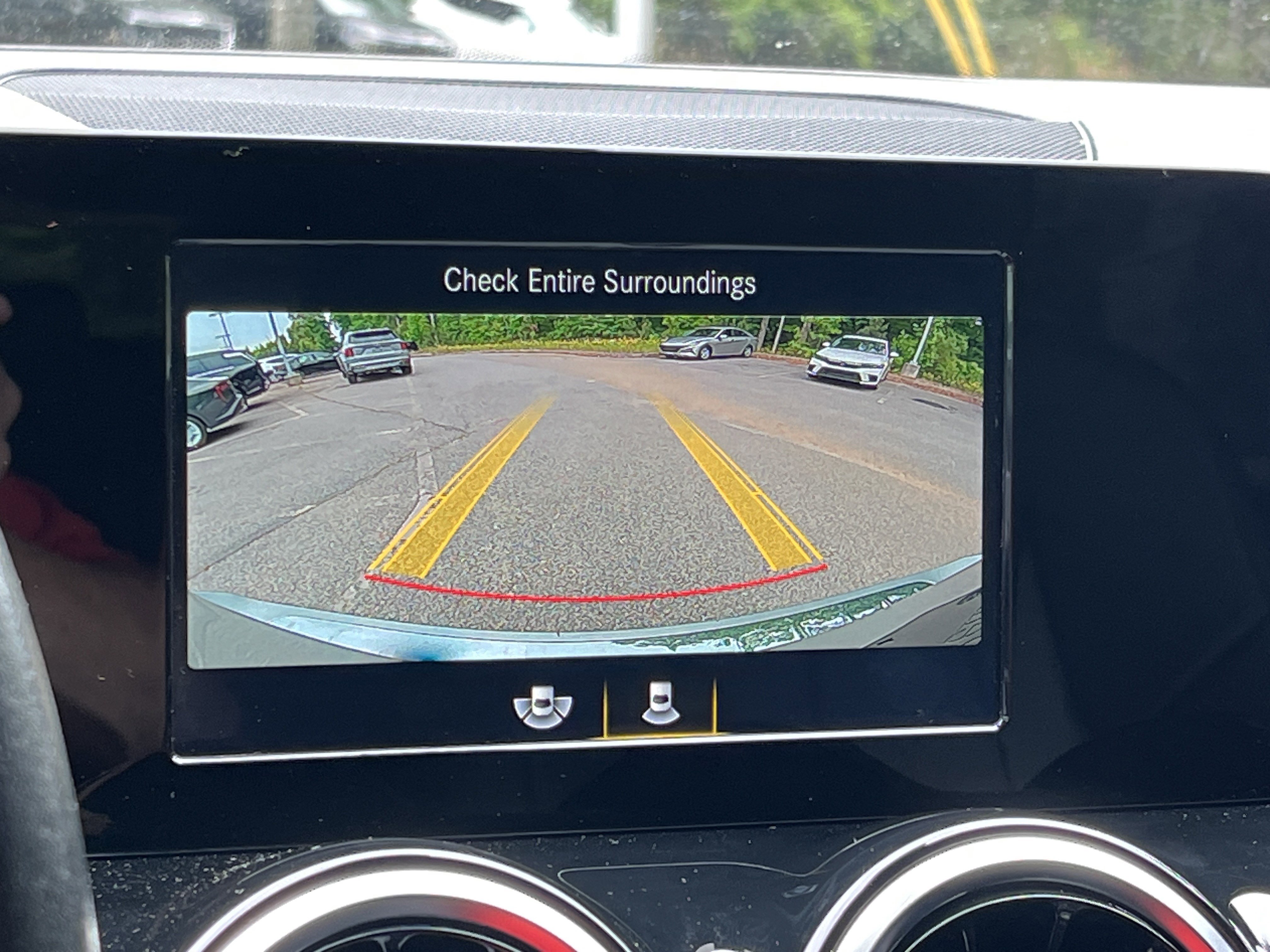 Used 2020 Mercedes-Benz GLB 250 4MATIC image 5
