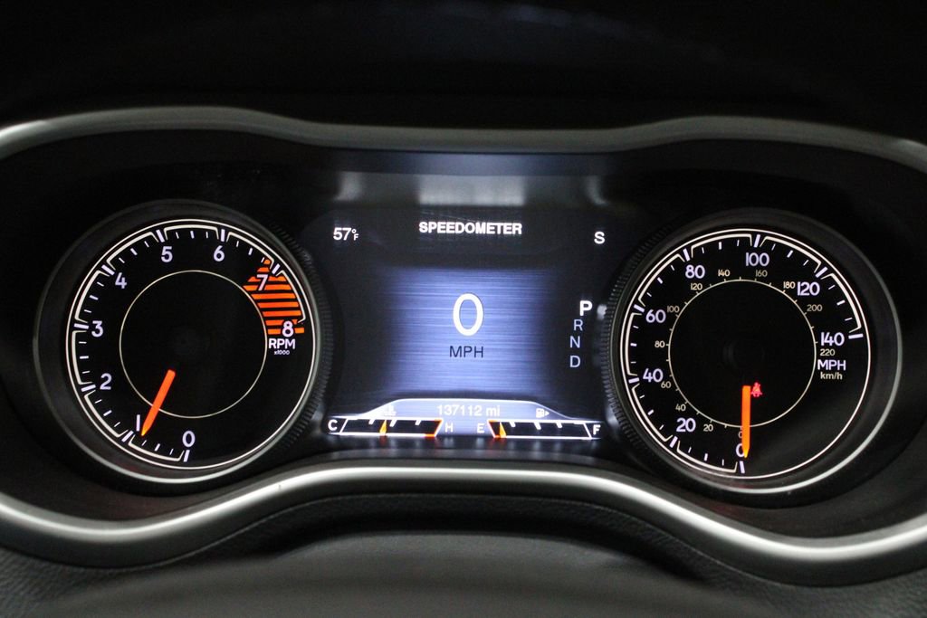 Used 2016 Jeep Cherokee Trailhawk image 24