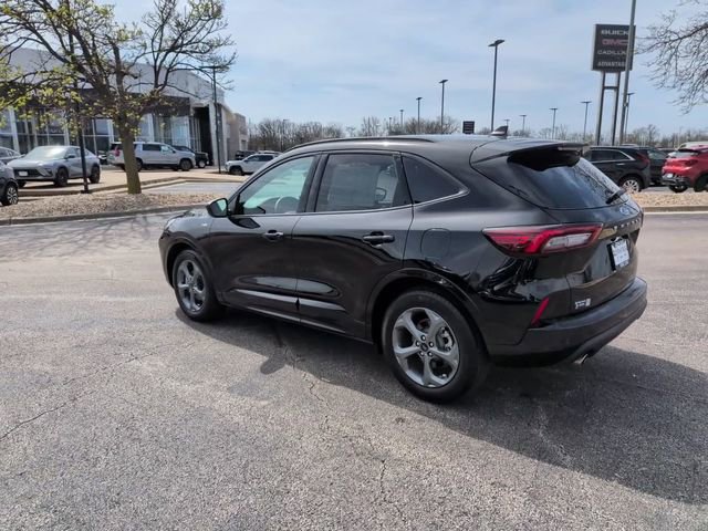 Used 2023 Ford Escape ST-Line w/ Tech Pack #1 image 9