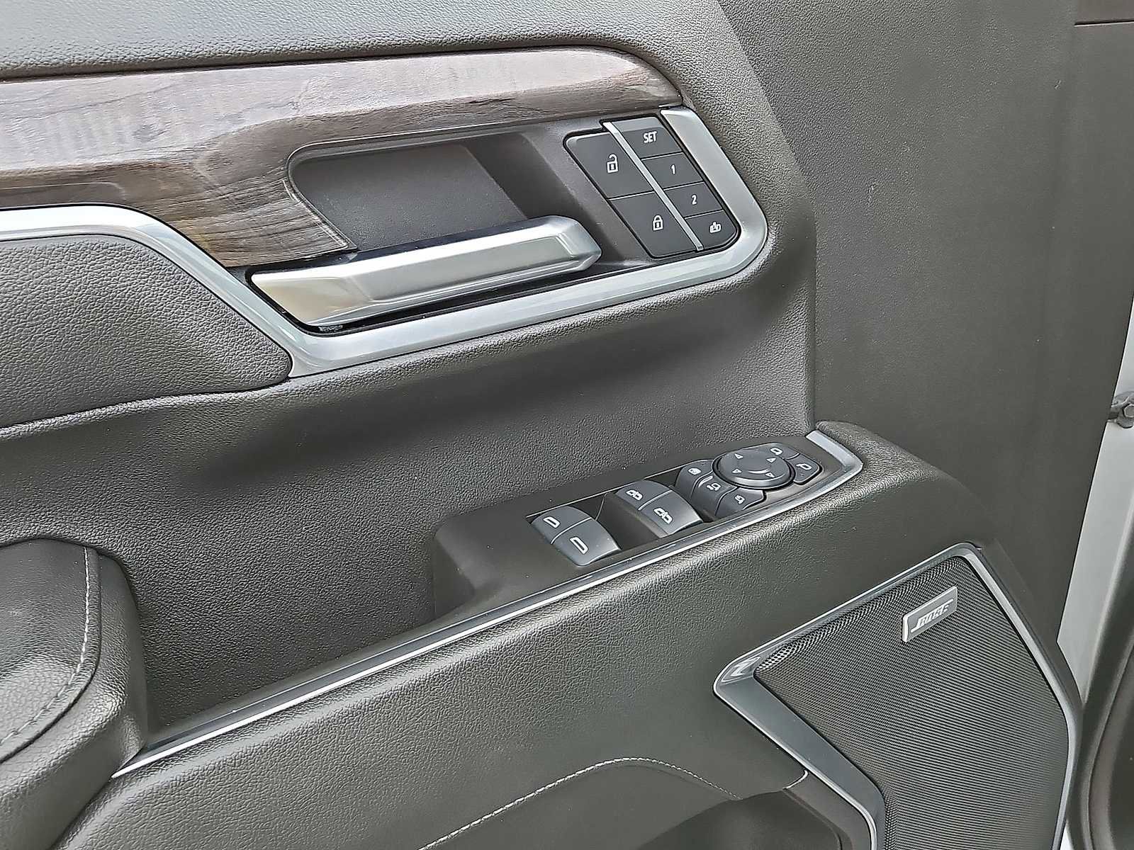 Used 2025 Chevrolet Silverado 3500 LTZ w/ LTZ Plus Package image 30