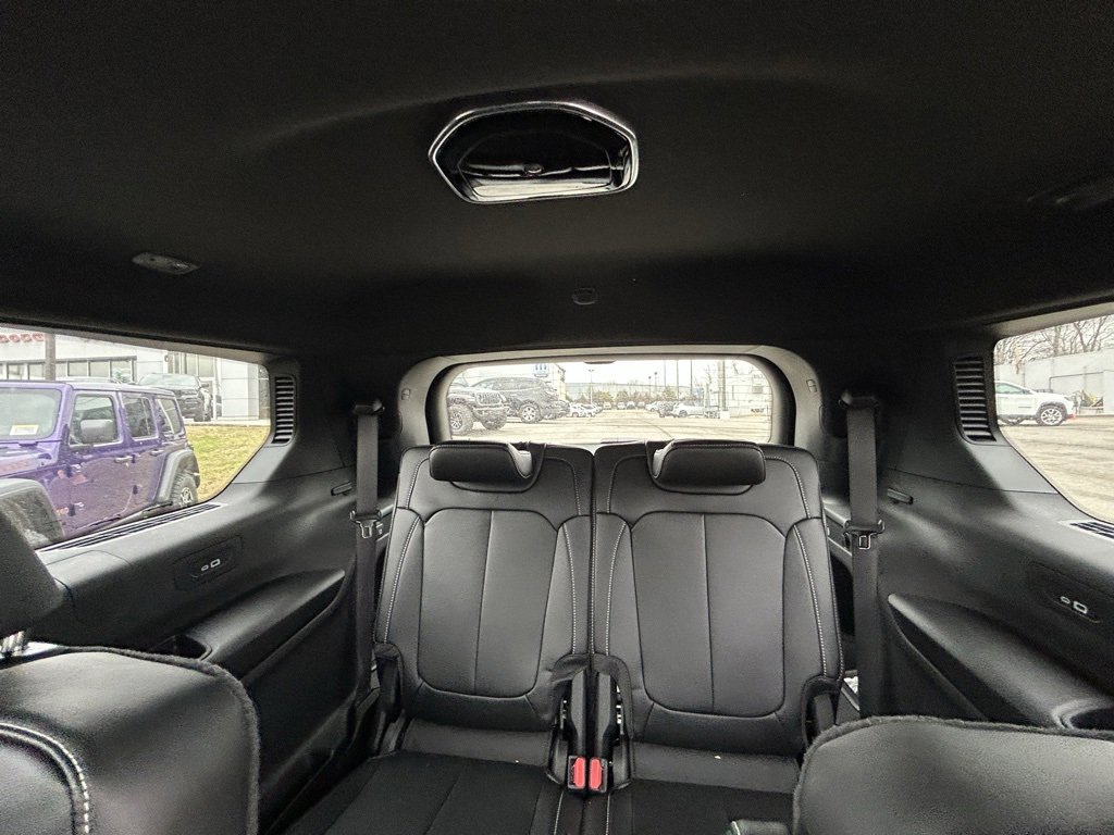 New 2025 Jeep Grand Cherokee L Limited image 29