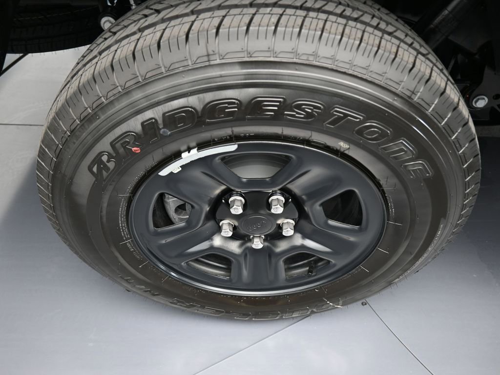 Used 2025 Jeep Gladiator Sport image 36