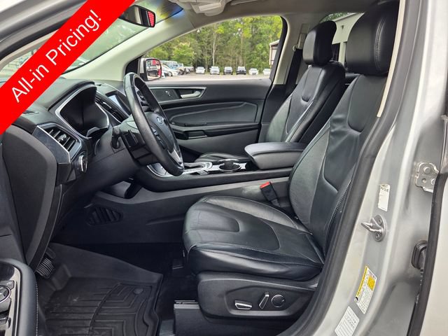 Used 2018 Ford Edge Titanium w/ Technology Package FWD image 9