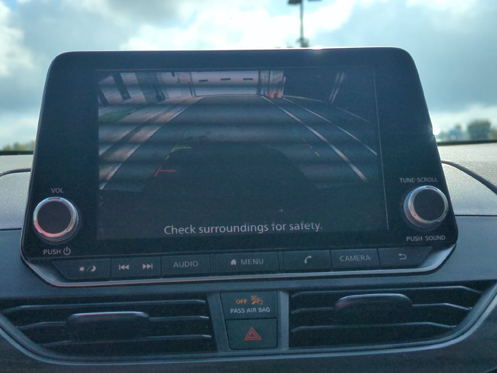Used 2025 Nissan Altima 2.5 SV FWD image 17