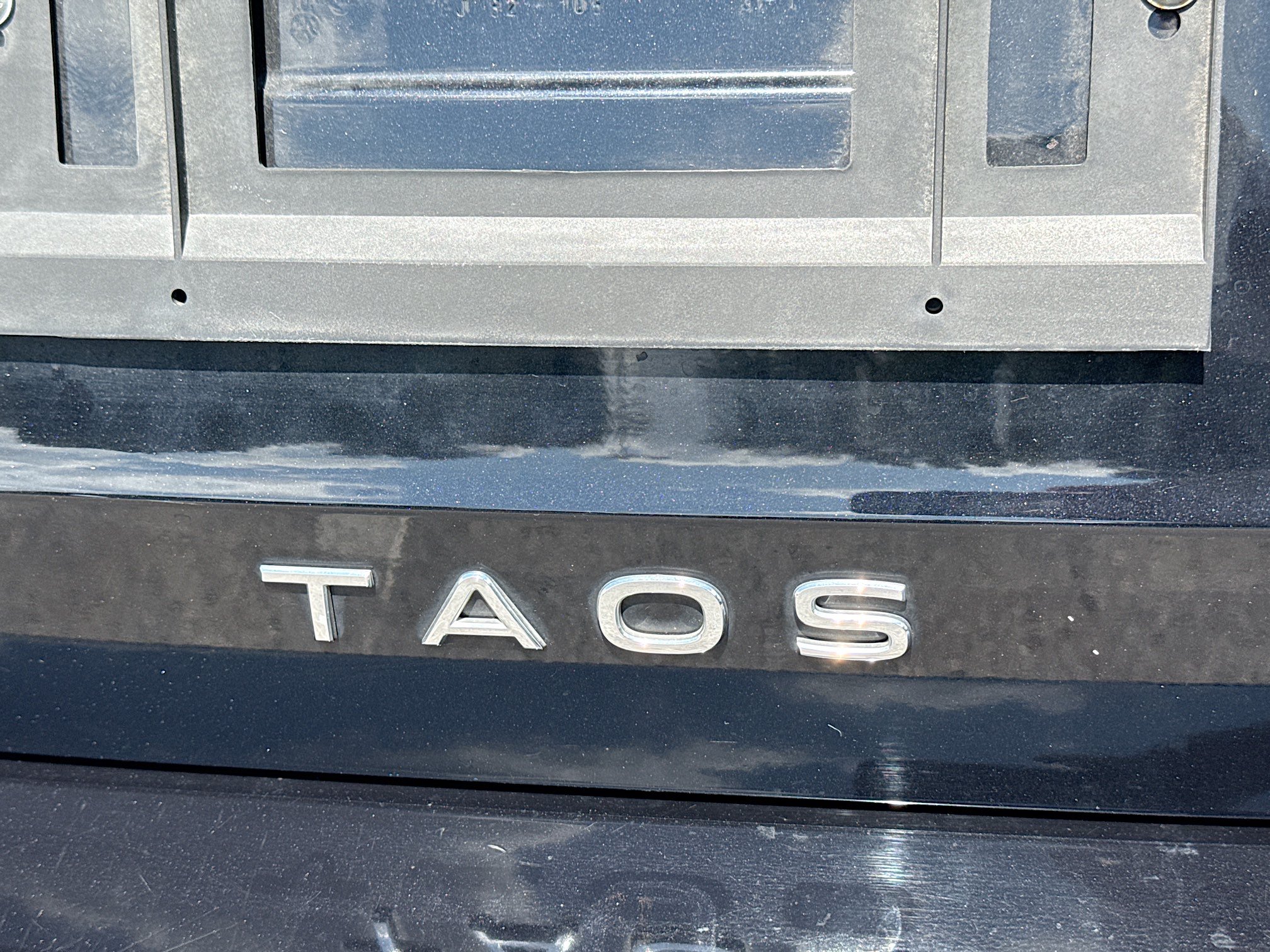 Used 2023 Volkswagen Taos S FWD image 10
